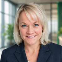 Kari Tesenair
